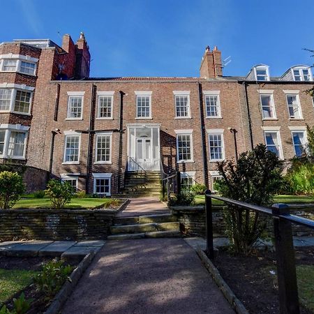 White Linen Whitby, Room Only 외부 사진