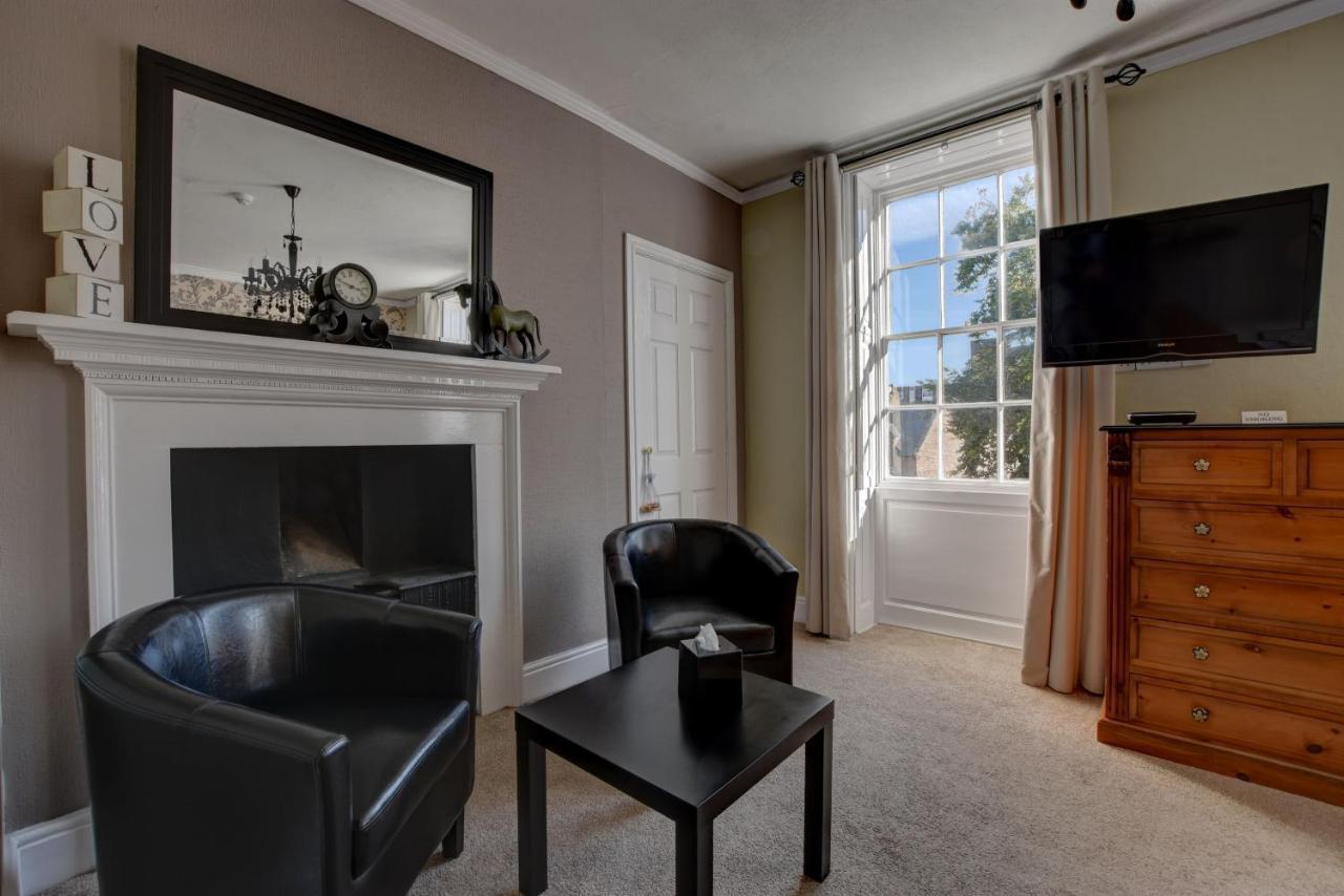 White Linen Whitby, Room Only 외부 사진